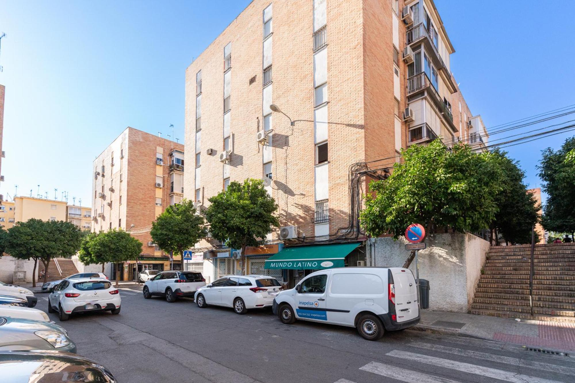 Piso Elegante Y Nuevo De 3 Habitaciones Y 2 Banos Σεβίλλη Εξωτερικό φωτογραφία