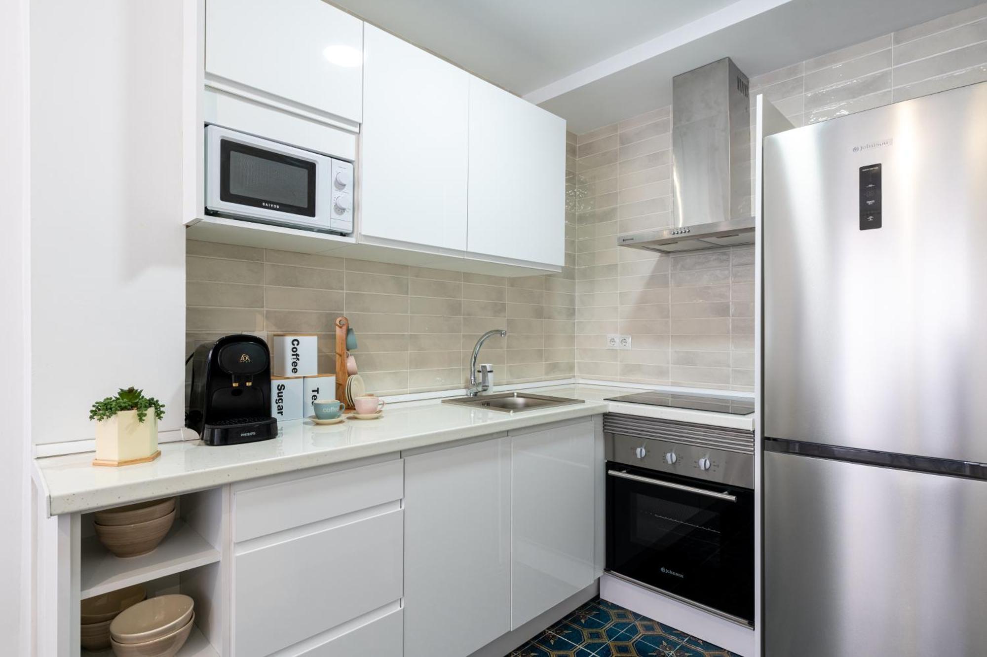Piso Elegante Y Nuevo De 3 Habitaciones Y 2 Banos Σεβίλλη Εξωτερικό φωτογραφία