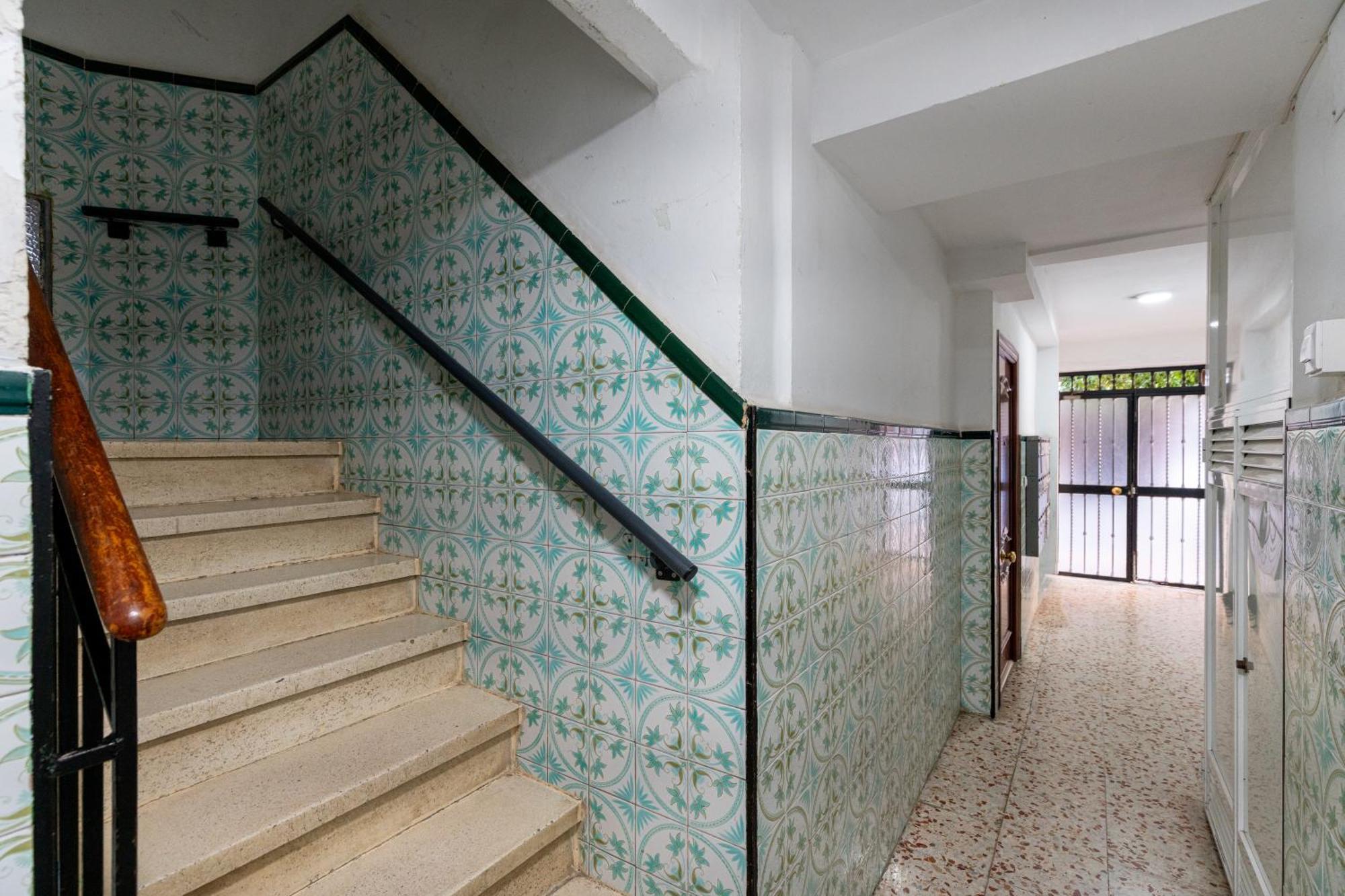 Piso Elegante Y Nuevo De 3 Habitaciones Y 2 Banos Σεβίλλη Εξωτερικό φωτογραφία