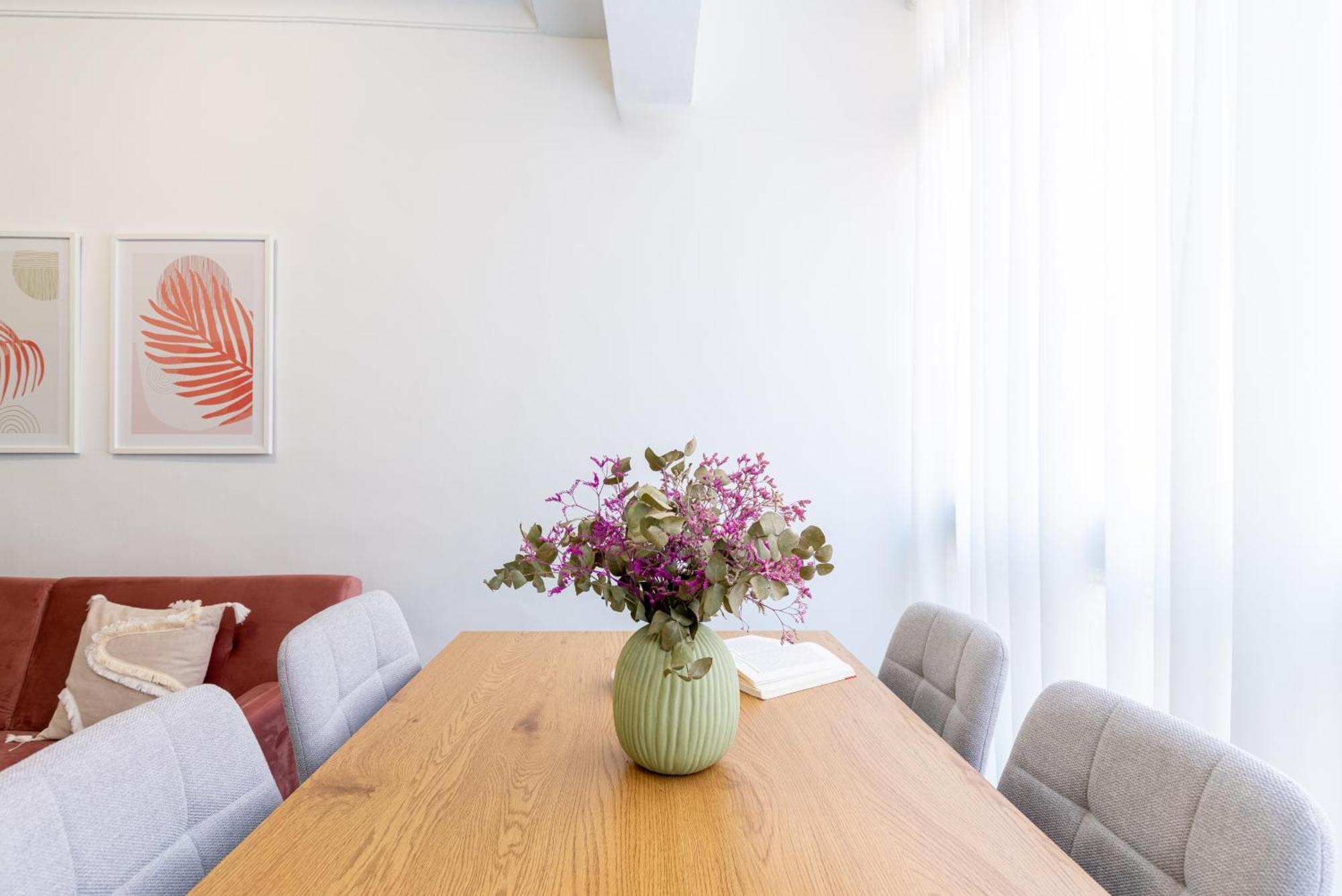 Piso Elegante Y Nuevo De 3 Habitaciones Y 2 Banos Σεβίλλη Εξωτερικό φωτογραφία